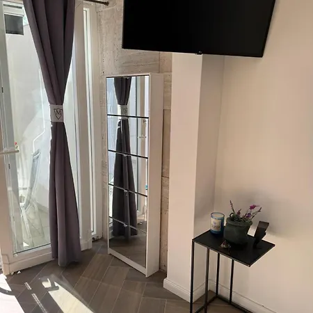 Luxury Martinis With Pool Apartman *