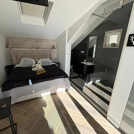 Appartement Luxury Martinis With Pool