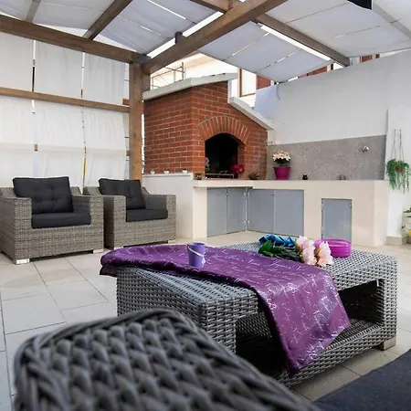 Luxury Martinis With Pool 아파트 스플리트